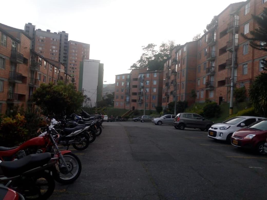201 Amplio Y Cómodo 90 Mts Medellín